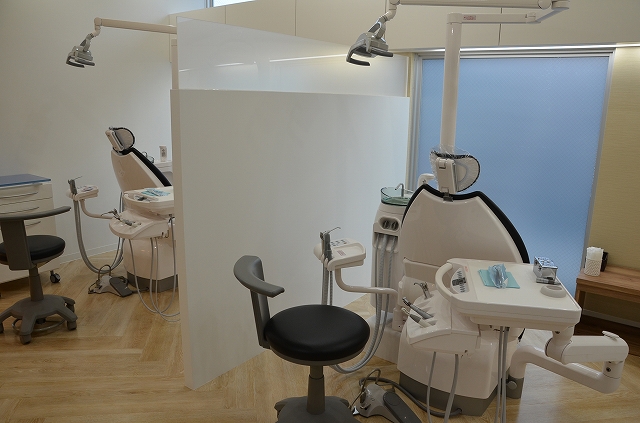 こまざき矯正歯科クリニックの診察室２